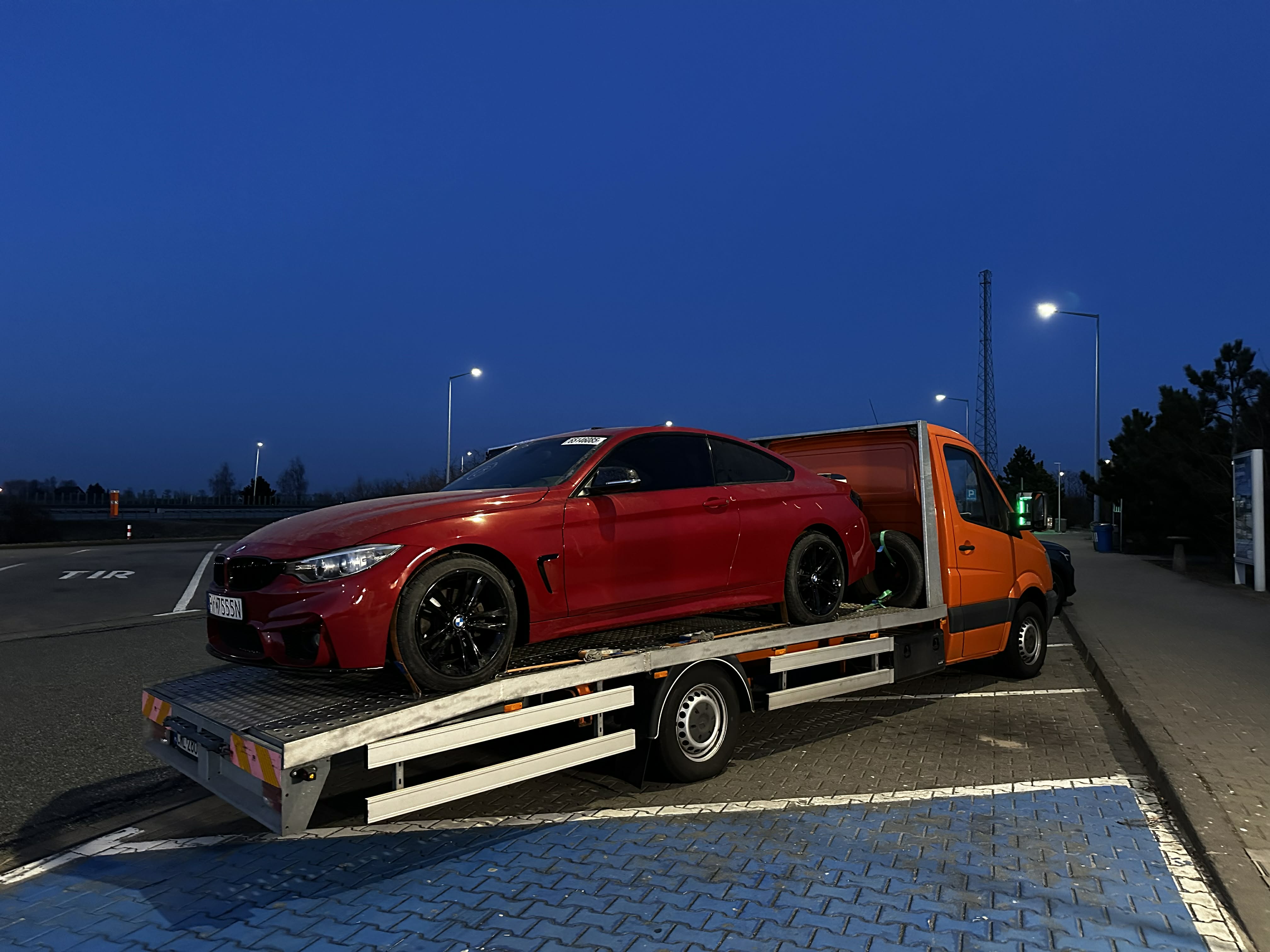 Autolaweta IGNITE — Mercedes Sprinter z najazdem 5,3m