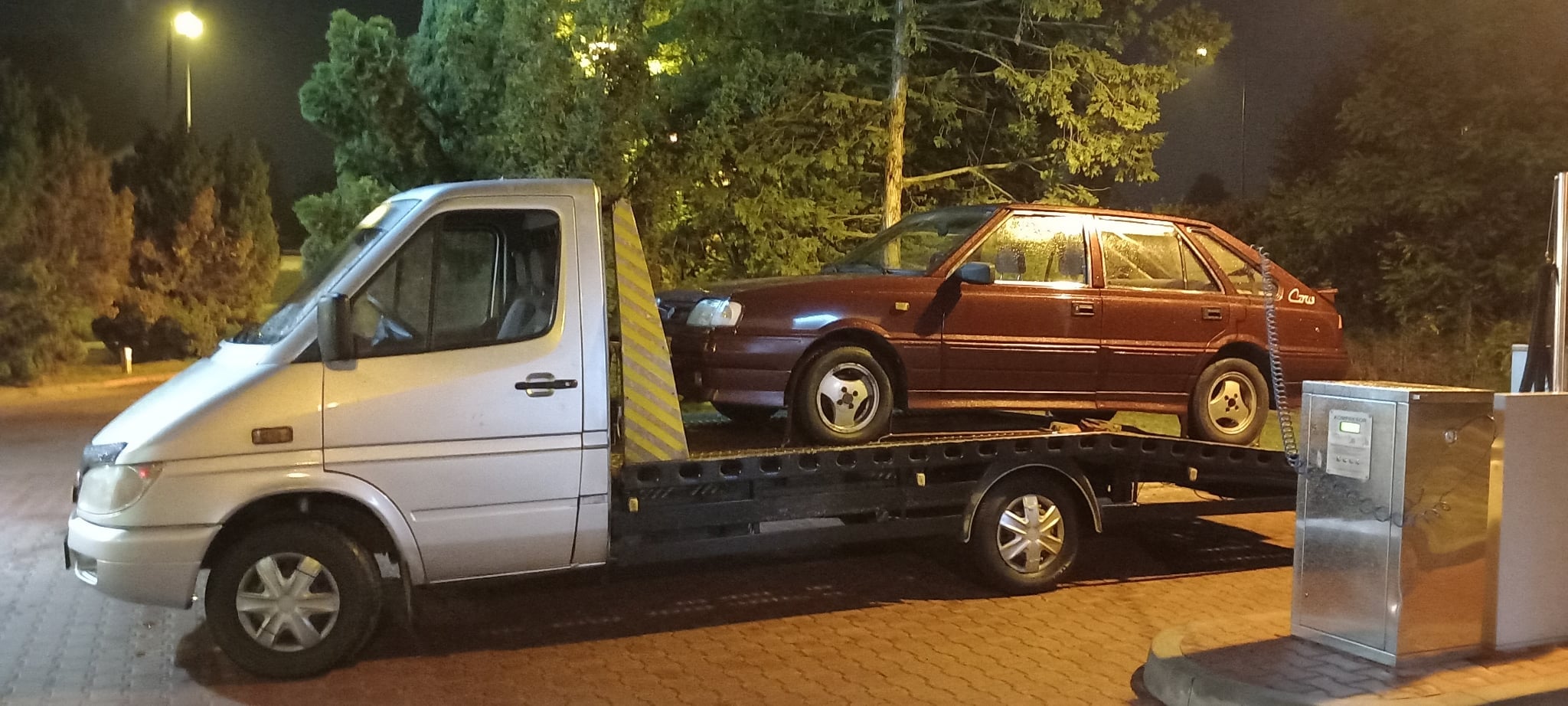 Transport pojazdu autolawetą IGNITE — cała Polska